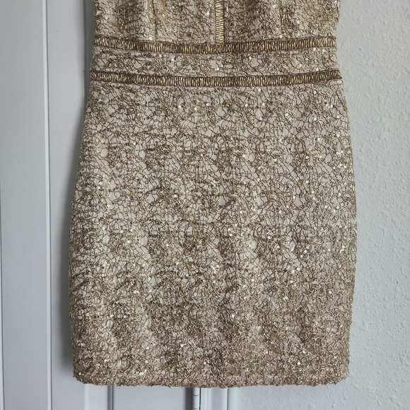 Gold Label Wow Couture Beaded & Gold Sequins Size Medium - Picture 4 of 10